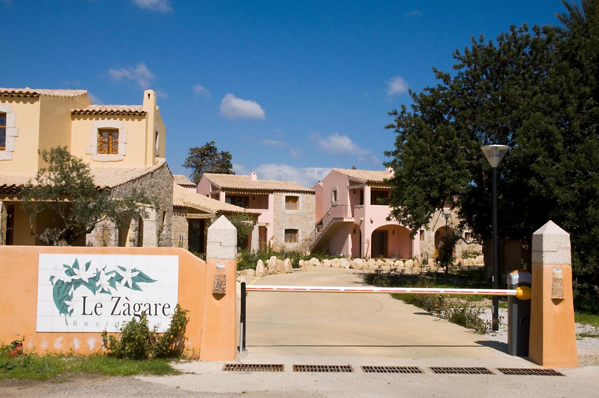 Residence Le Zagare San Teodoro  Exterior photo